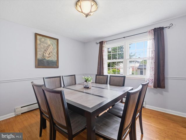 173 COLONIAL DR, Chambersburg, PA 17202