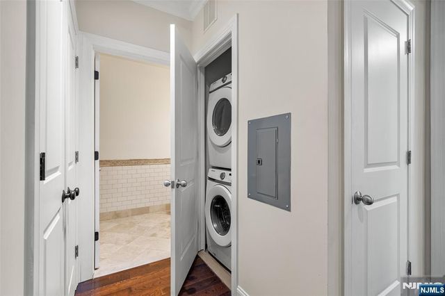 255 Laird 1, Cliffside Park, NJ 07010