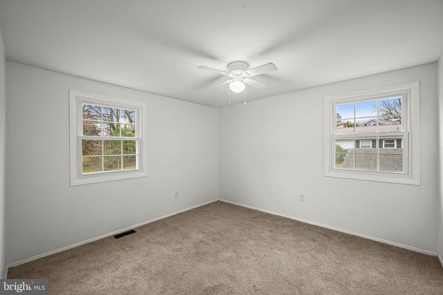 8904 ROYAL RIDGE LN, Laurel, MD 20708