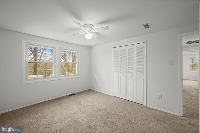 8904 ROYAL RIDGE LN, Laurel, MD 20708