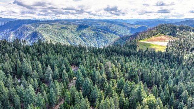2025 King of the Mountain Ct, Pollock Pines, CA 95726