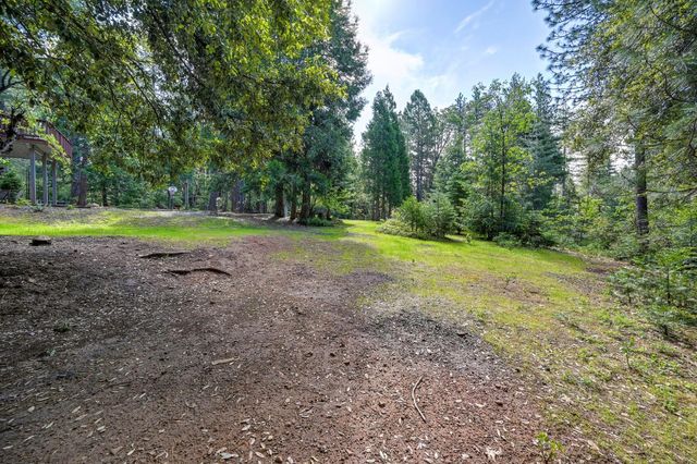 2025 King of the Mountain Ct, Pollock Pines, CA 95726