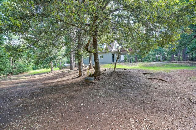 2025 King of the Mountain Ct, Pollock Pines, CA 95726