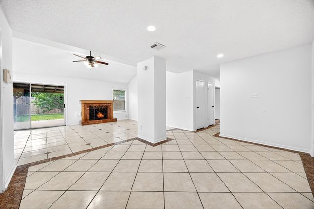 14115 Sableridge Drive, Houston, TX 77014