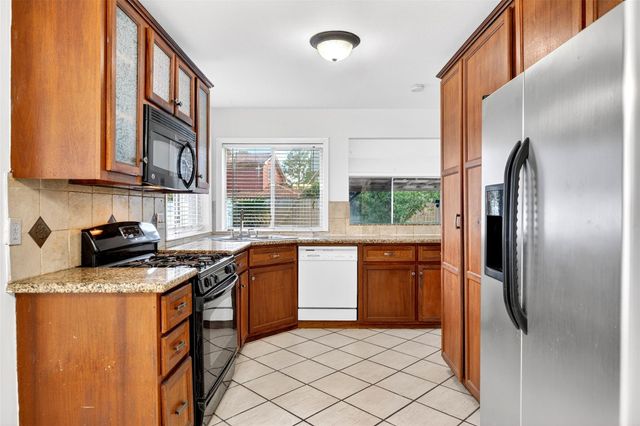 14115 Sableridge Drive, Houston, TX 77014