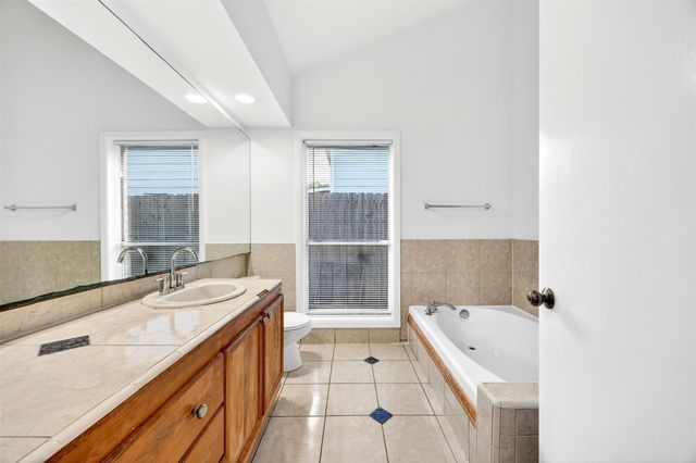 14115 Sableridge Drive, Houston, TX 77014