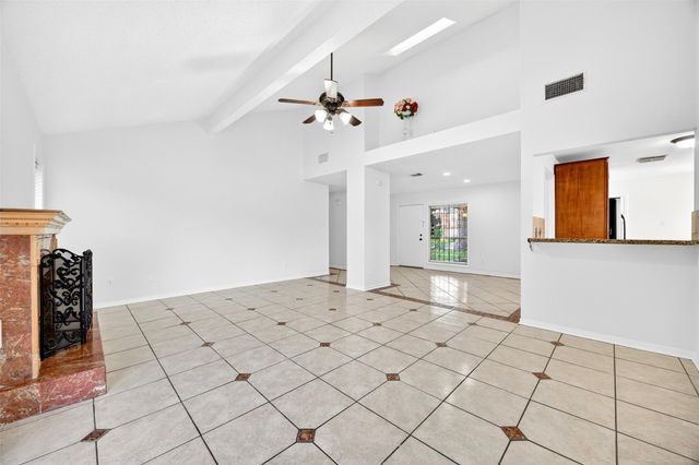 14115 Sableridge Drive, Houston, TX 77014