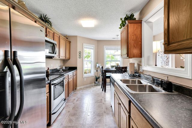118 Phillip Mills Drive, Teachey, NC 28464