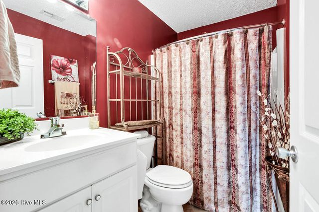 118 Phillip Mills Drive, Teachey, NC 28464