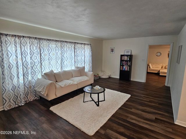 7269 BALBOA Road, Jacksonville, FL 32217