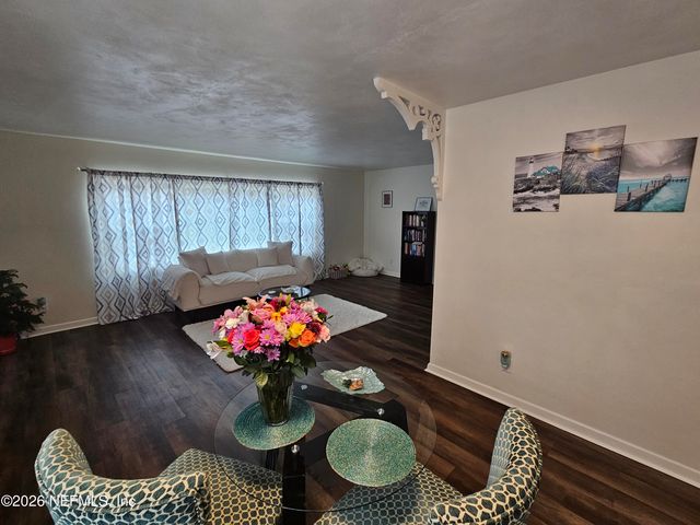 7269 BALBOA Road, Jacksonville, FL 32217