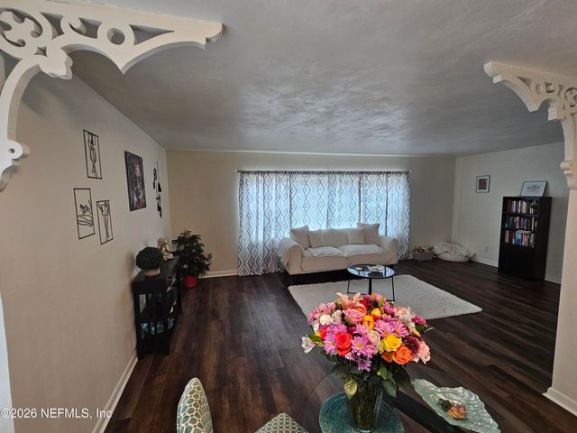 7269 BALBOA Road, Jacksonville, FL 32217