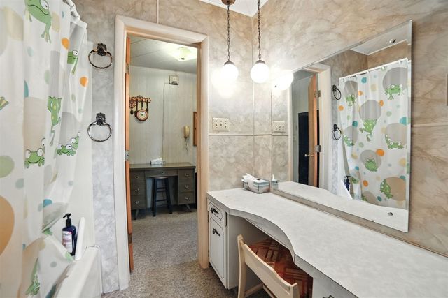 5985 Bayshore Drive, Irons, MI 49644