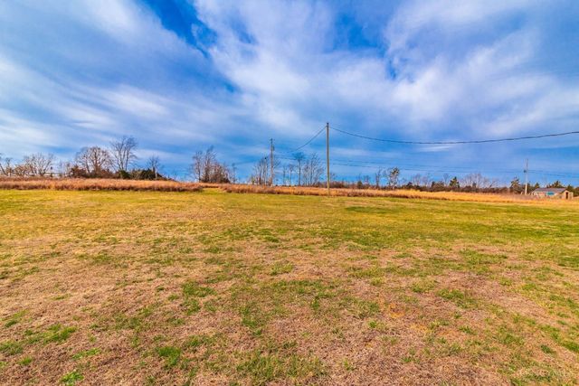 117 L F Clock Drive, West Union, OH 45693