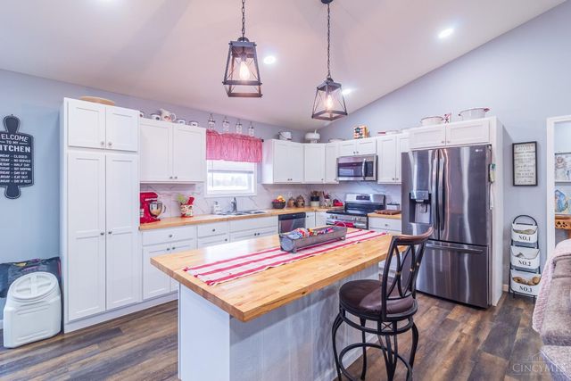 117 L F Clock Drive, West Union, OH 45693