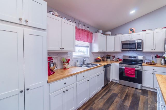 117 L F Clock Drive, West Union, OH 45693