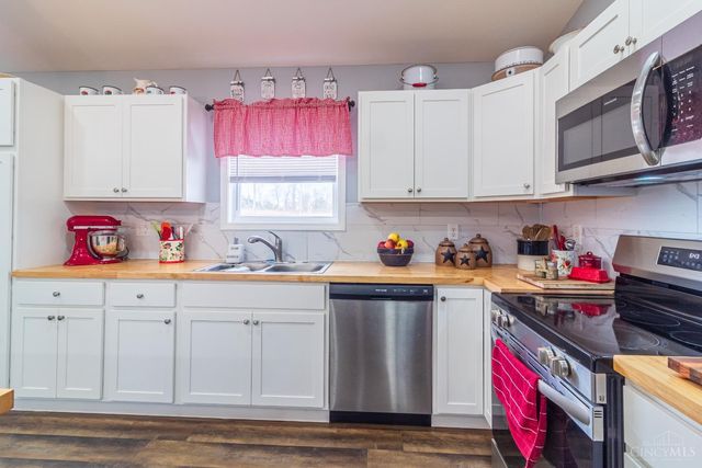 117 L F Clock Drive, West Union, OH 45693