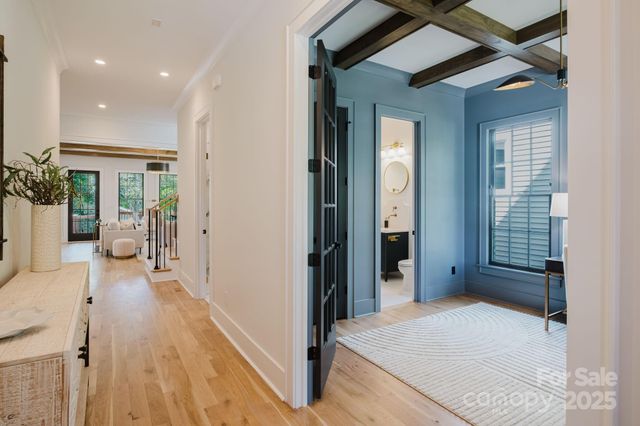 705 Mcalway Road, Charlotte, NC 28211