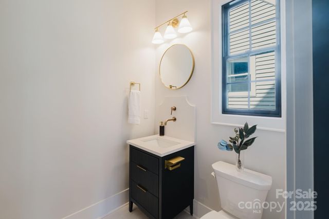 705 Mcalway Road, Charlotte, NC 28211