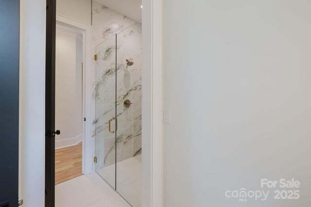 705 Mcalway Road, Charlotte, NC 28211