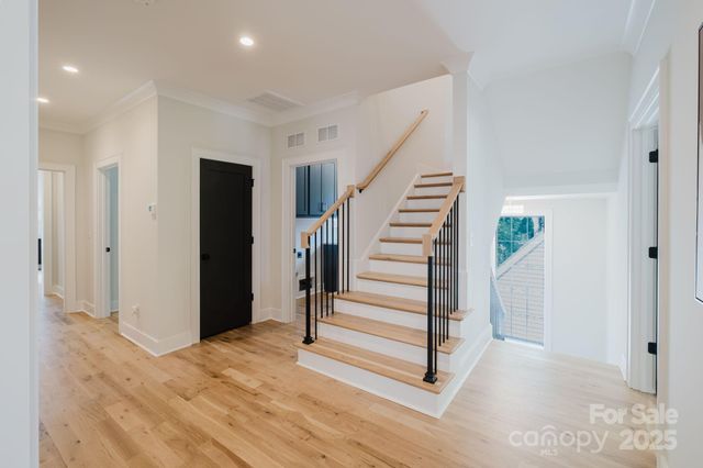 705 Mcalway Road, Charlotte, NC 28211