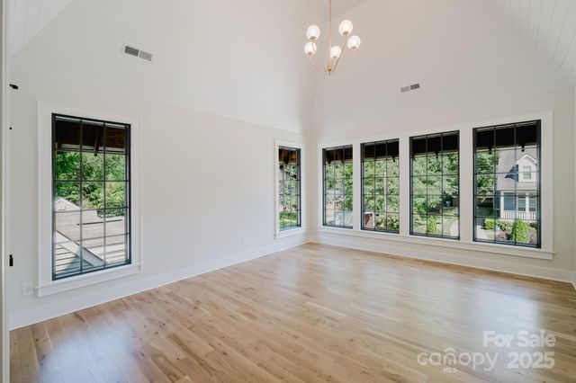 705 Mcalway Road, Charlotte, NC 28211