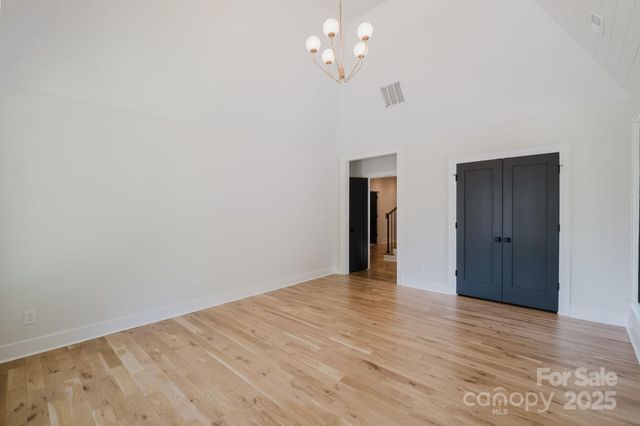 705 Mcalway Road, Charlotte, NC 28211