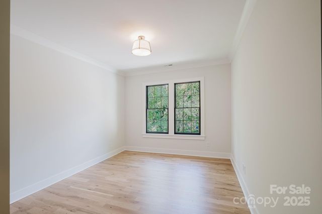 705 Mcalway Road, Charlotte, NC 28211