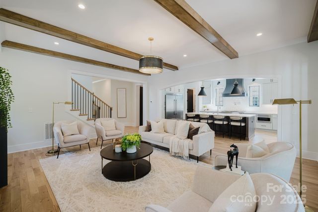 705 Mcalway Road, Charlotte, NC 28211