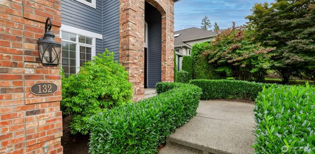 132 247th Avenue SE, Sammamish, WA 98074