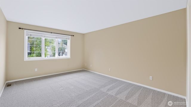 132 247th Avenue SE, Sammamish, WA 98074