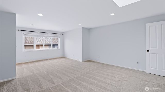 132 247th Avenue SE, Sammamish, WA 98074