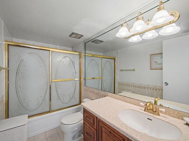 3545 S Ocean Boulevard 402, South Palm Beach, FL 33480