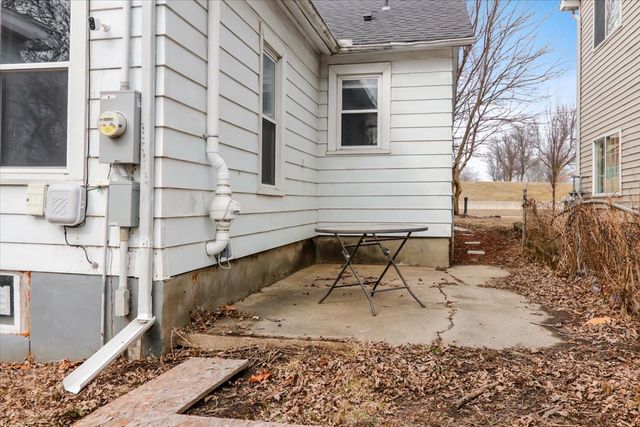 806 W Market Street, Bloomington, IL 61701