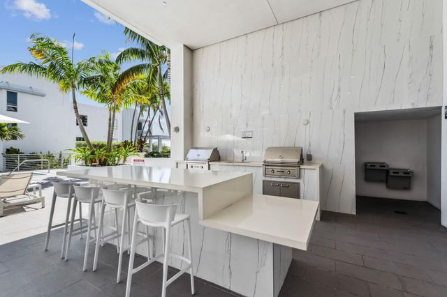 111 SE 1st Avenue 415, Delray Beach, FL 33444