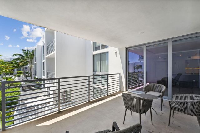 111 SE 1st Avenue 415, Delray Beach, FL 33444