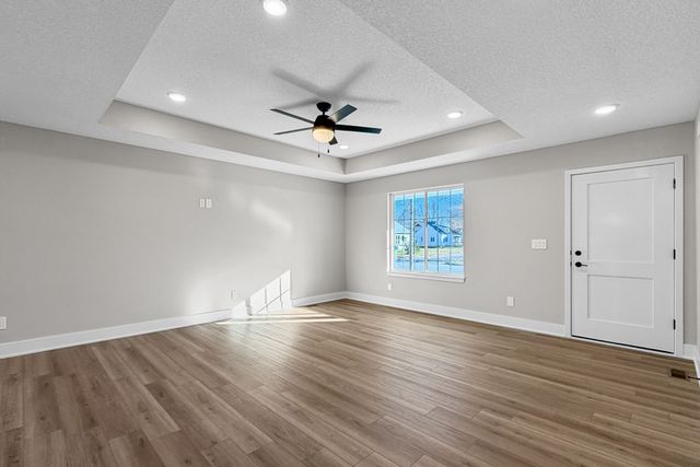 600 W Lincoln Way, Jefferson, IA 50129