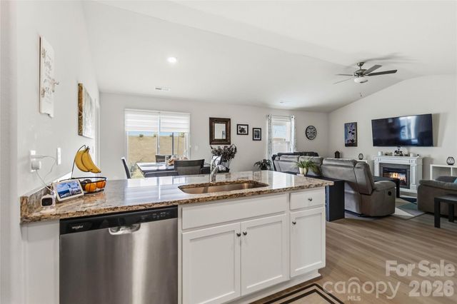 1728 Nia Road, Charlotte, NC 28215