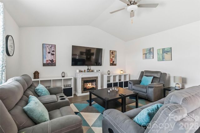 1728 Nia Road, Charlotte, NC 28215