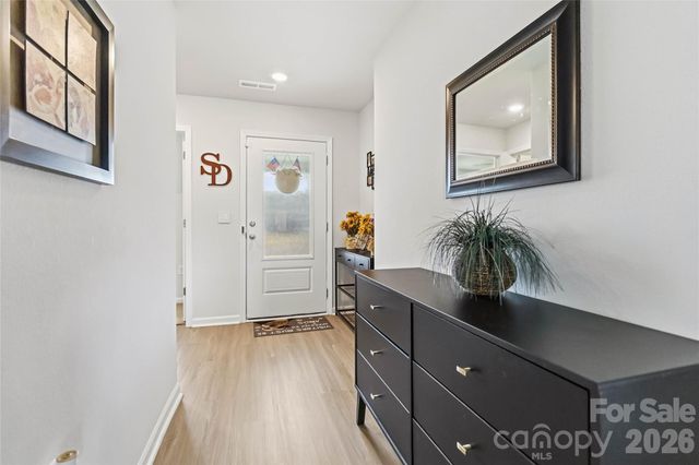 1728 Nia Road, Charlotte, NC 28215