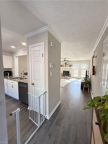 106 Kingsbridge LN, Yorktown, VA 23692