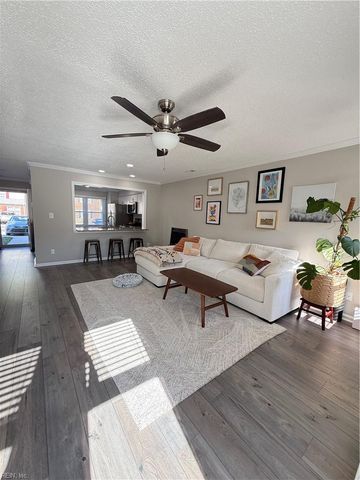 106 Kingsbridge LN, Yorktown, VA 23692