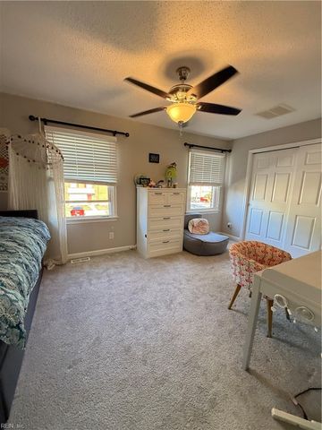 106 Kingsbridge LN, Yorktown, VA 23692