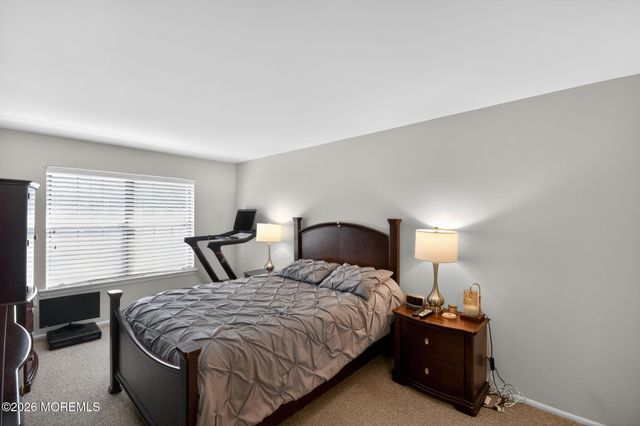 1311 Wellington Place, Aberdeen, NJ 07747