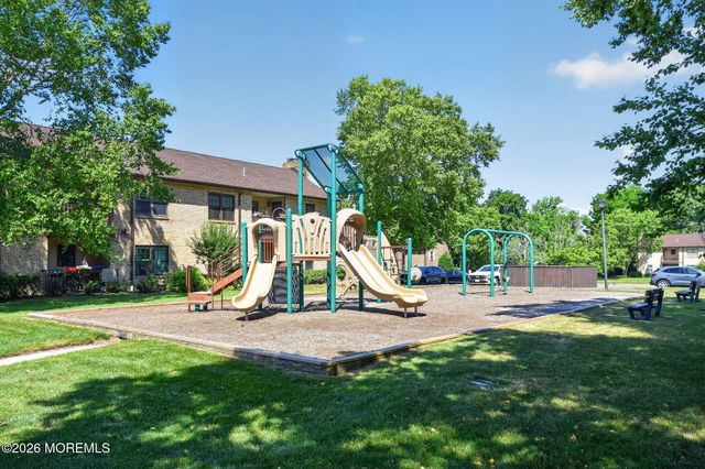 1311 Wellington Place, Aberdeen, NJ 07747