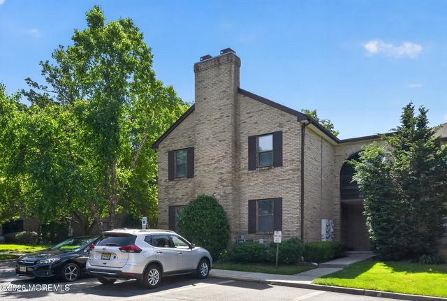 1311 Wellington Place, Aberdeen, NJ 07747