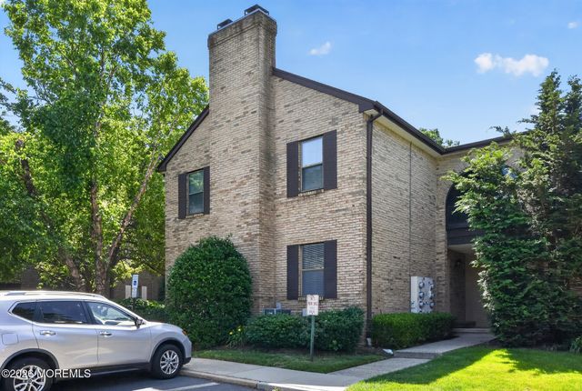 1311 Wellington Place, Aberdeen, NJ 07747