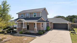 119 Camelot Street, Glen Rose, TX 76043