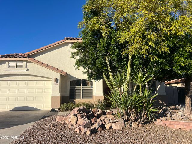 3248 W Casitas Del Rio Drive, Phoenix, AZ 85027