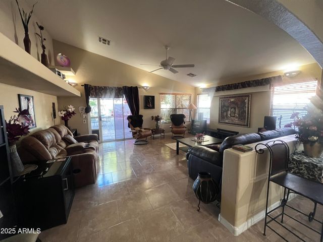 3248 W Casitas Del Rio Drive, Phoenix, AZ 85027